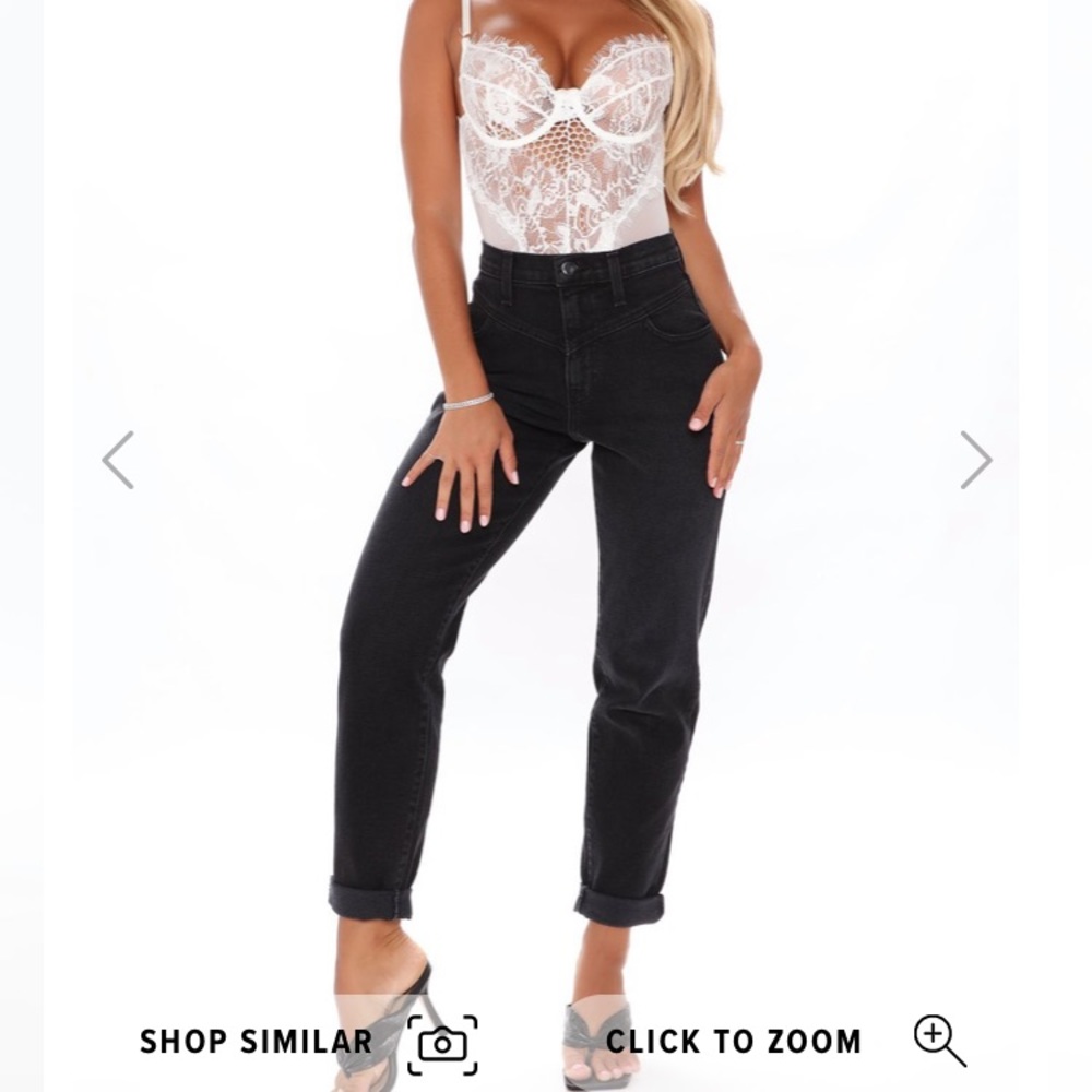 Fashion nova mom jeans